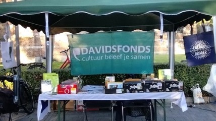 Jaarmarkt in Mortsel: tussen de verenigingen